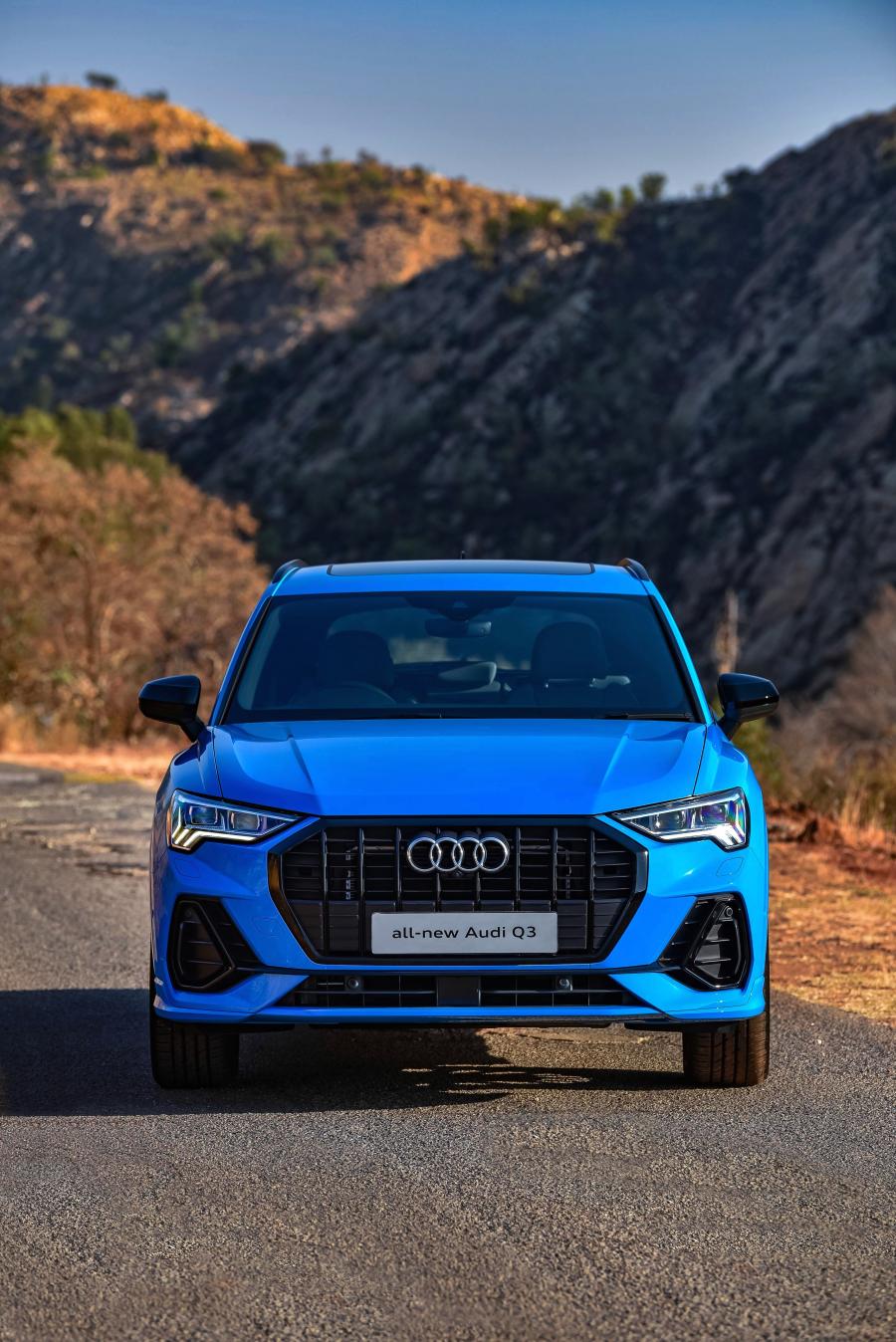  Audi Q3 35 TFSI S-Line 2019 года  (ZA) (фото 9 из 18)